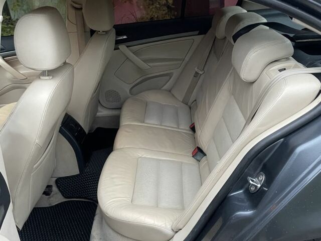 Сірий Шкода Октавія, об'ємом двигуна 2 л та пробігом 231 тис. км за 5850 $, фото 12 на Automoto.ua