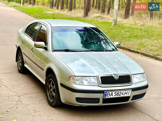 Сірий Шкода Октавія, об'ємом двигуна 1.6 л та пробігом 235 тис. км за 4999 $, фото 1 на Automoto.ua