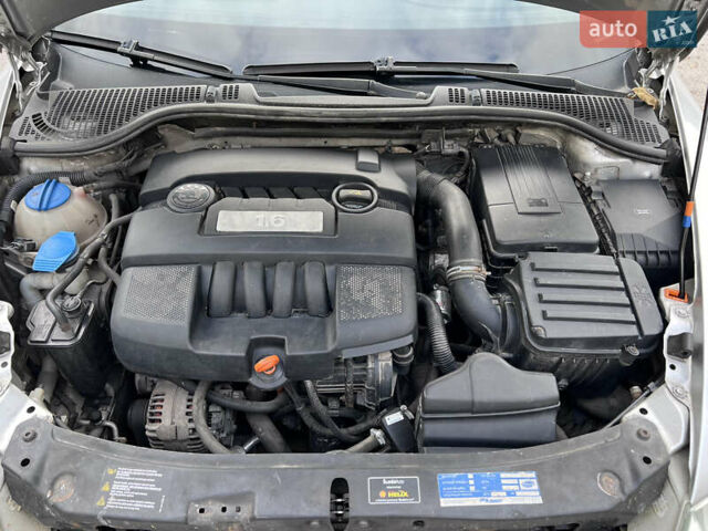 Сірий Шкода Октавія, об'ємом двигуна 1.6 л та пробігом 283 тис. км за 5500 $, фото 9 на Automoto.ua