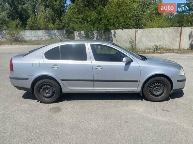Серый Шкода Октавия, объемом двигателя 1.6 л и пробегом 398 тыс. км за 4500 $, фото 2 на Automoto.ua