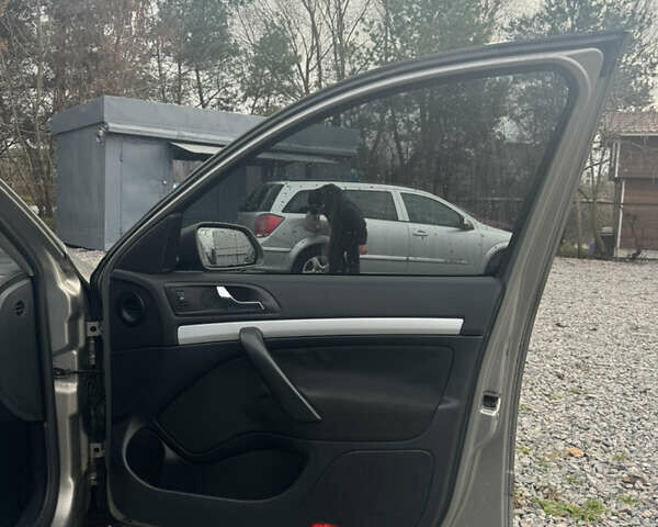 Серый Шкода Октавия, объемом двигателя 1.6 л и пробегом 290 тыс. км за 5600 $, фото 16 на Automoto.ua