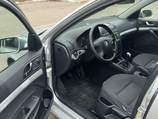 Сірий Шкода Октавія, об'ємом двигуна 1.9 л та пробігом 250 тис. км за 3250 $, фото 10 на Automoto.ua