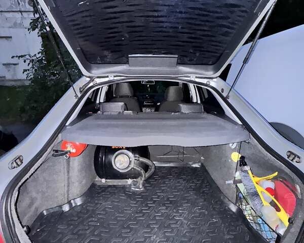 Сірий Шкода Октавія, об'ємом двигуна 1.6 л та пробігом 215 тис. км за 6500 $, фото 16 на Automoto.ua
