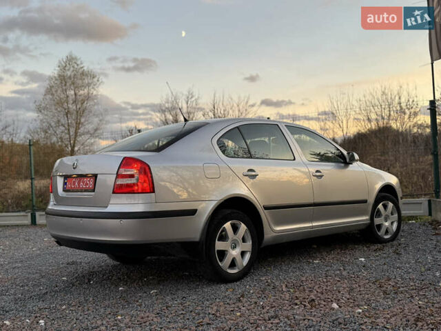 Серый Шкода Октавия, объемом двигателя 1.6 л и пробегом 188 тыс. км за 6250 $, фото 37 на Automoto.ua