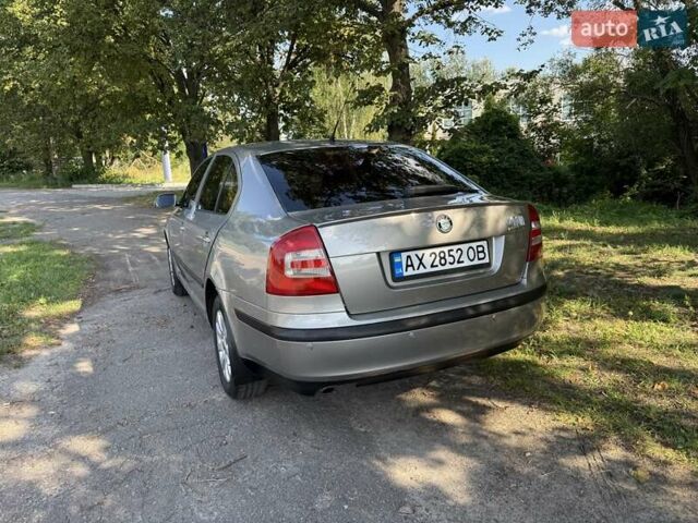 Сірий Шкода Октавія, об'ємом двигуна 1.6 л та пробігом 245 тис. км за 5950 $, фото 8 на Automoto.ua