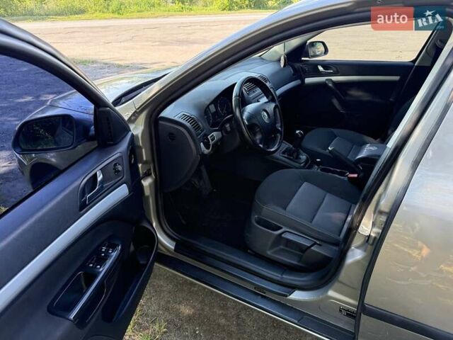 Сірий Шкода Октавія, об'ємом двигуна 1.6 л та пробігом 245 тис. км за 5950 $, фото 12 на Automoto.ua