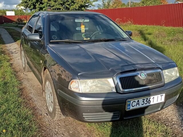 Серый Шкода Октавия, объемом двигателя 1.6 л и пробегом 276 тыс. км за 5500 $, фото 2 на Automoto.ua
