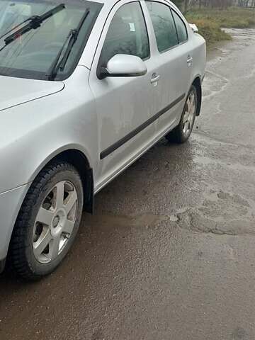 Серый Шкода Октавия, объемом двигателя 1.6 л и пробегом 270 тыс. км за 5500 $, фото 5 на Automoto.ua