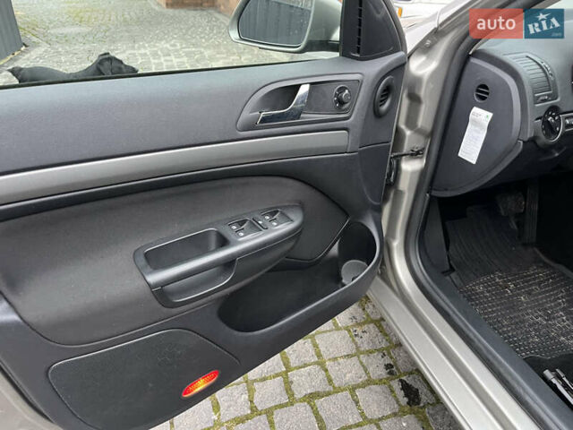 Серый Шкода Октавия, объемом двигателя 1.6 л и пробегом 234 тыс. км за 6999 $, фото 21 на Automoto.ua