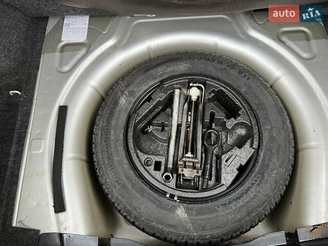 Сірий Шкода Октавія, об'ємом двигуна 1.4 л та пробігом 192 тис. км за 5600 $, фото 25 на Automoto.ua