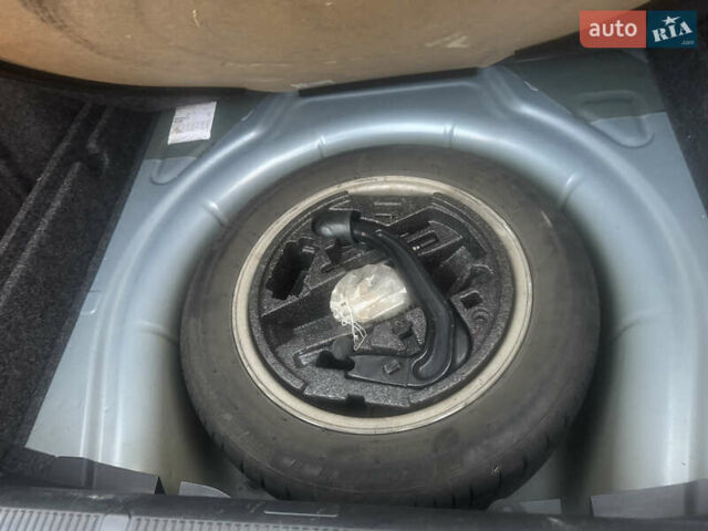 Шкода Октавия 2007 в Каменце-Подольском на Automoto.ua Серый Шкода Октавия, объемом двигателя 1.6 л и пробегом 177 тыс. км за 6700 $, фото 8 на Automoto.ua