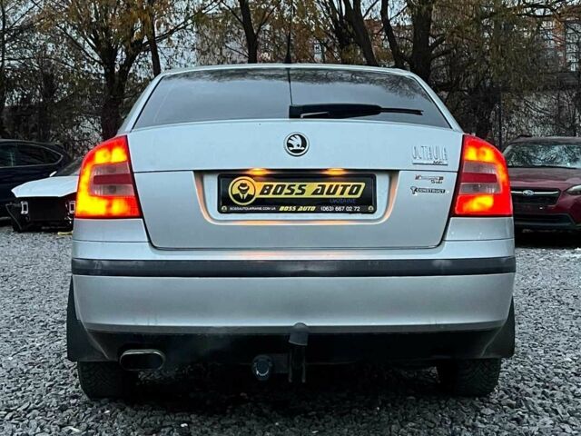 Серый Шкода Октавия, объемом двигателя 1.6 л и пробегом 250 тыс. км за 5850 $, фото 4 на Automoto.ua