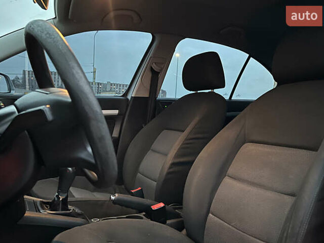 Серый Шкода Октавия, объемом двигателя 1.6 л и пробегом 250 тыс. км за 5850 $, фото 6 на Automoto.ua