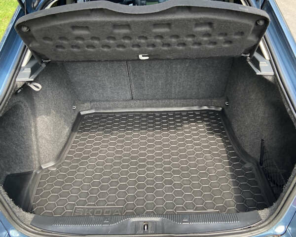 Сірий Шкода Октавія, об'ємом двигуна 1.6 л та пробігом 192 тис. км за 7200 $, фото 12 на Automoto.ua