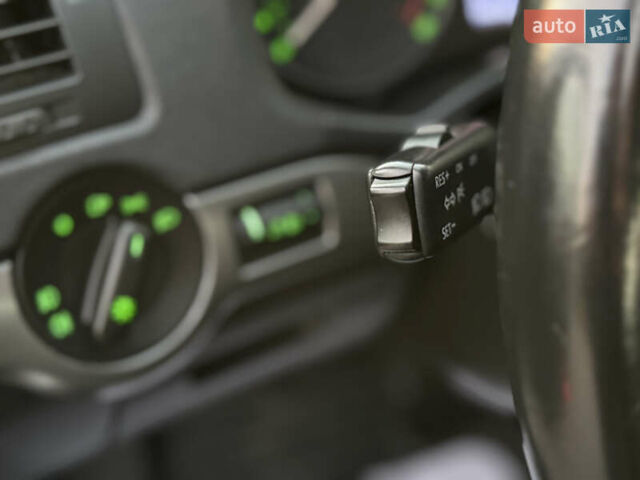 Серый Шкода Октавия, объемом двигателя 1.6 л и пробегом 188 тыс. км за 6250 $, фото 29 на Automoto.ua