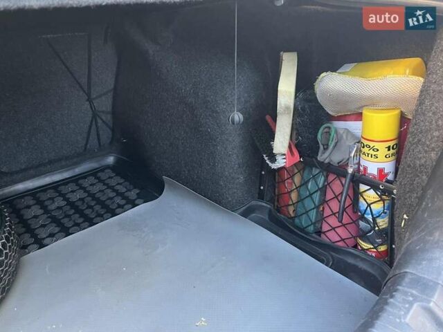 Сірий Шкода Октавія, об'ємом двигуна 1.6 л та пробігом 393 тис. км за 4400 $, фото 18 на Automoto.ua