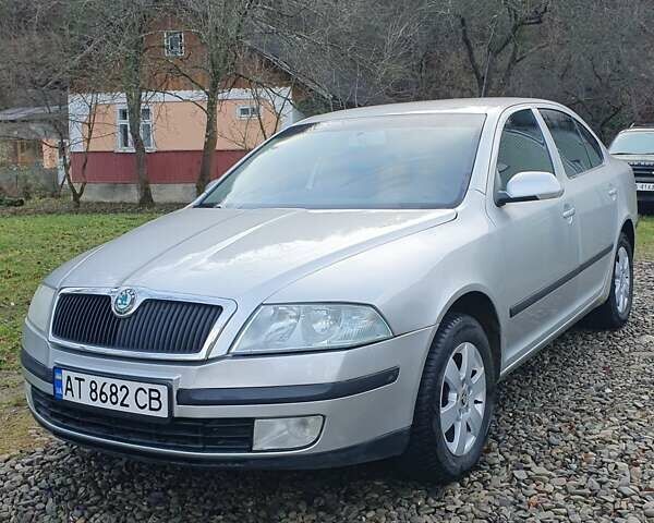 Серый Шкода Октавия, объемом двигателя 1.6 л и пробегом 240 тыс. км за 4850 $, фото 4 на Automoto.ua