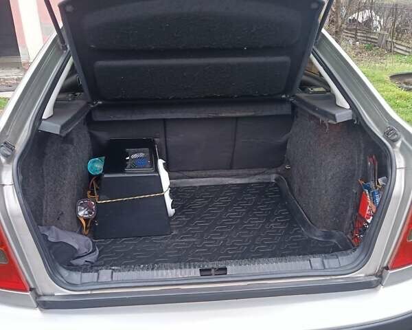 Сірий Шкода Октавія, об'ємом двигуна 1.6 л та пробігом 224 тис. км за 6300 $, фото 8 на Automoto.ua