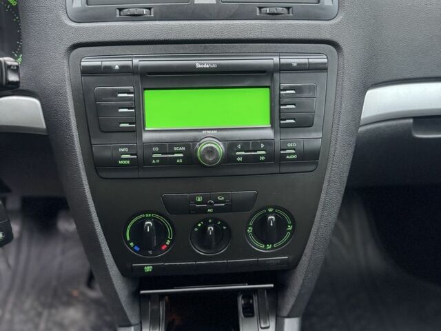 Сірий Шкода Октавія, об'ємом двигуна 1.9 л та пробігом 250 тис. км за 3250 $, фото 14 на Automoto.ua