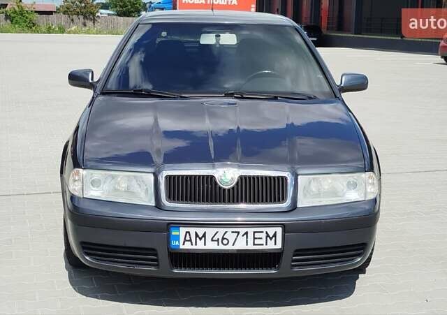 Серый Шкода Октавия, объемом двигателя 1.6 л и пробегом 223 тыс. км за 6150 $, фото 6 на Automoto.ua