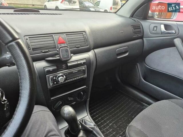 Серый Шкода Октавия, объемом двигателя 1.6 л и пробегом 163 тыс. км за 6500 $, фото 4 на Automoto.ua