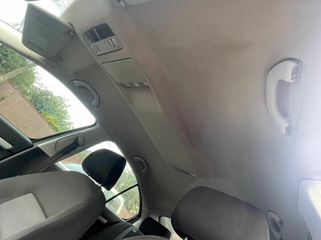 Сірий Шкода Октавія, об'ємом двигуна 1.6 л та пробігом 326 тис. км за 5600 $, фото 8 на Automoto.ua
