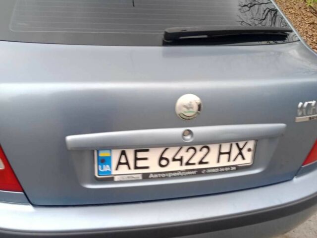 Сірий Шкода Октавія, об'ємом двигуна 1.6 л та пробігом 300 тис. км за 5500 $, фото 5 на Automoto.ua