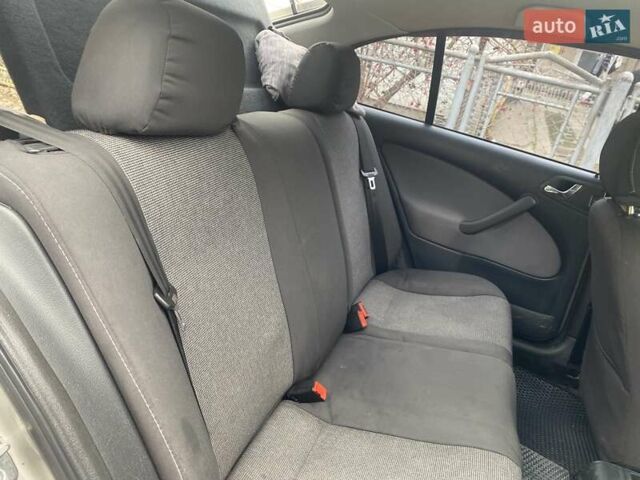 Серый Шкода Октавия, объемом двигателя 1.6 л и пробегом 290 тыс. км за 5600 $, фото 13 на Automoto.ua
