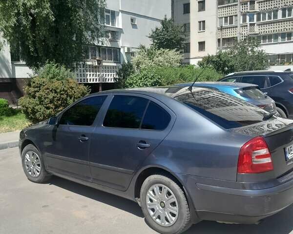 Серый Шкода Октавия, объемом двигателя 1.6 л и пробегом 200 тыс. км за 6300 $, фото 7 на Automoto.ua