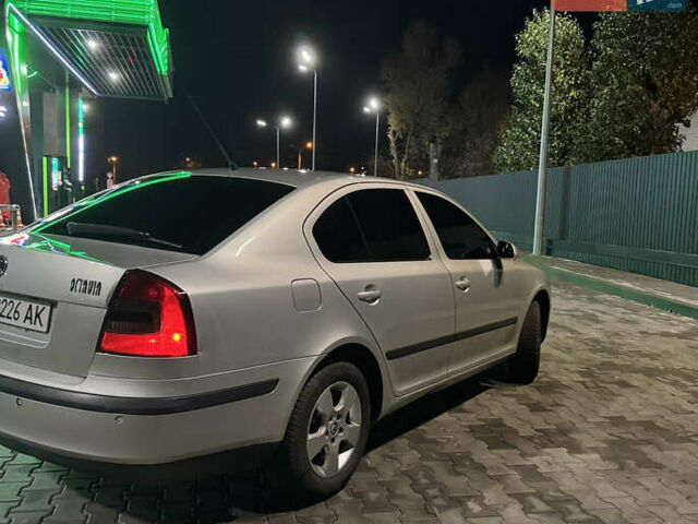 Сірий Шкода Октавія, об'ємом двигуна 1.6 л та пробігом 190 тис. км за 6750 $, фото 1 на Automoto.ua