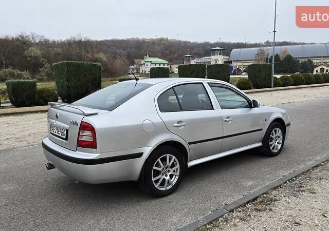 Серый Шкода Октавия, объемом двигателя 1.78 л и пробегом 184 тыс. км за 6950 $, фото 2 на Automoto.ua