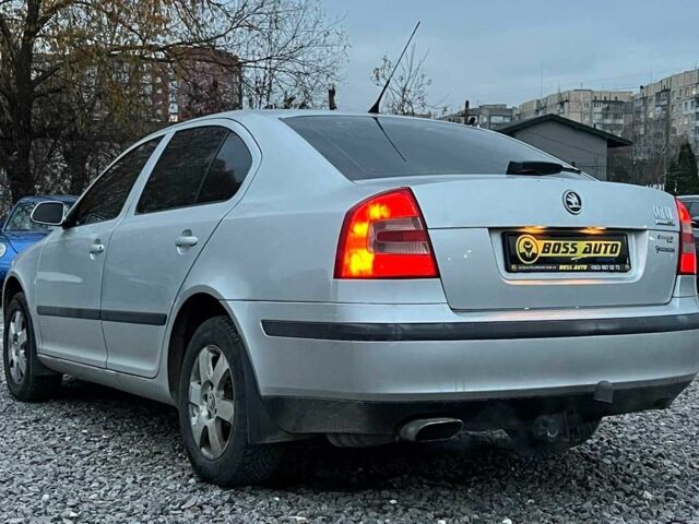 Серый Шкода Октавия, объемом двигателя 1.6 л и пробегом 250 тыс. км за 5850 $, фото 3 на Automoto.ua