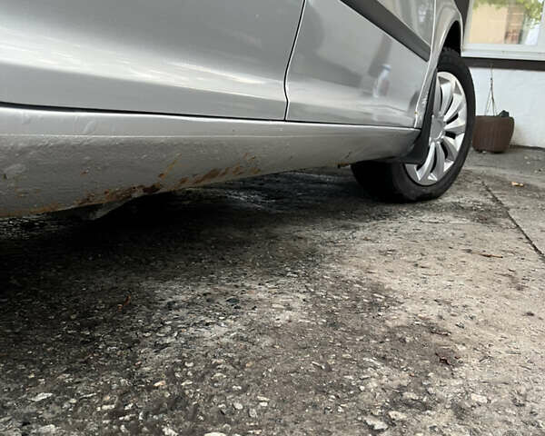 Шкода Октавия 2007 в Днепре (Днепропетровске) на Automoto.ua Серый Шкода Октавия, объемом двигателя 1.98 л и пробегом 253 тыс. км за 5300 $, фото 18 на Automoto.ua