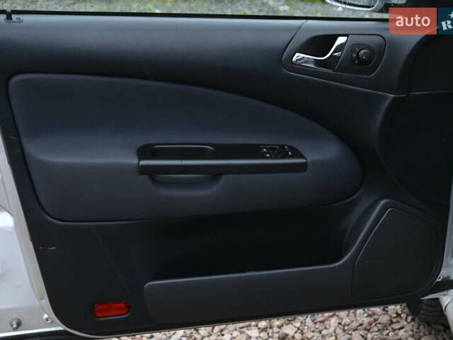 Сірий Шкода Октавія, об'ємом двигуна 1.6 л та пробігом 193 тис. км за 5999 $, фото 25 на Automoto.ua