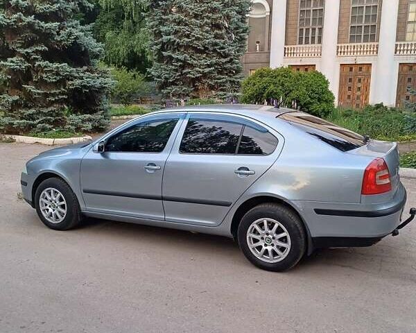 Серый Шкода Октавия, объемом двигателя 1.6 л и пробегом 176 тыс. км за 6350 $, фото 1 на Automoto.ua
