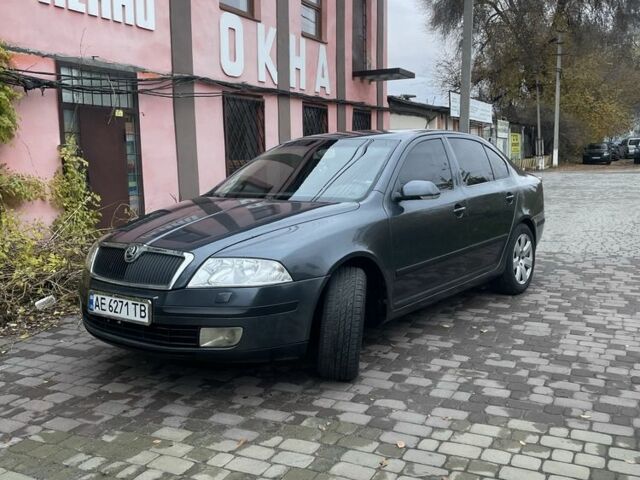 Сірий Шкода Октавія, об'ємом двигуна 2 л та пробігом 231 тис. км за 5850 $, фото 1 на Automoto.ua