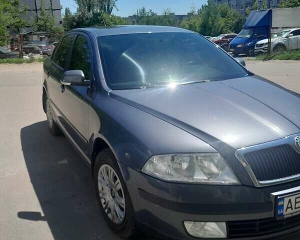 Серый Шкода Октавия, объемом двигателя 1.6 л и пробегом 200 тыс. км за 6300 $, фото 1 на Automoto.ua