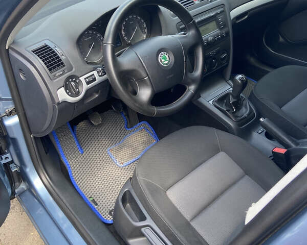 Сірий Шкода Октавія, об'ємом двигуна 1.6 л та пробігом 192 тис. км за 7200 $, фото 23 на Automoto.ua