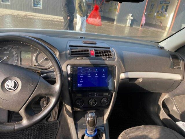 Серый Шкода Октавия, объемом двигателя 1.6 л и пробегом 328 тыс. км за 5500 $, фото 4 на Automoto.ua