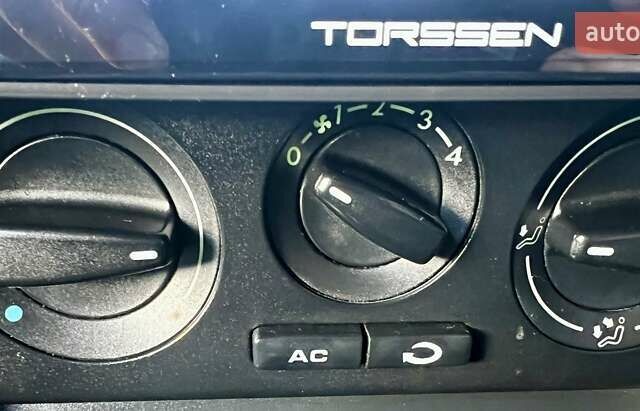 Сірий Шкода Октавія, об'ємом двигуна 1.6 л та пробігом 275 тис. км за 6500 $, фото 22 на Automoto.ua