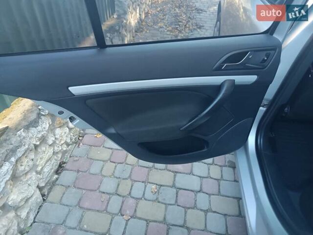 Шкода Октавия 2007 в Тернополе на Automoto.ua Серый Шкода Октавия, объемом двигателя 1.6 л и пробегом 270 тыс. км за 5600 $, фото 22 на Automoto.ua