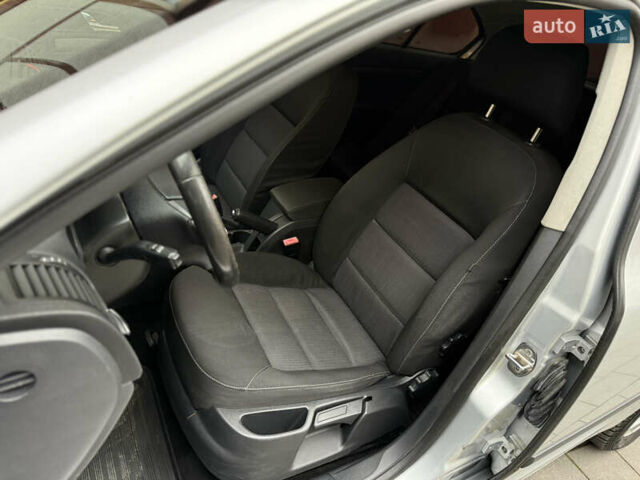 Сірий Шкода Октавія, об'ємом двигуна 2 л та пробігом 301 тис. км за 6150 $, фото 24 на Automoto.ua