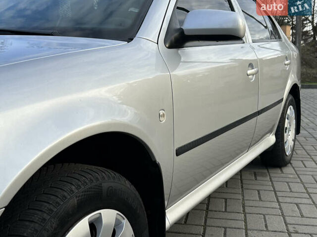 Серый Шкода Октавия, объемом двигателя 1.6 л и пробегом 255 тыс. км за 5200 $, фото 7 на Automoto.ua