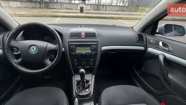 Серый Шкода Октавия, объемом двигателя 1.6 л и пробегом 335 тыс. км за 4850 $, фото 28 на Automoto.ua