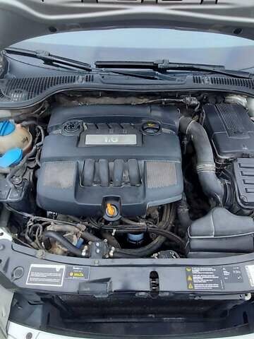 Серый Шкода Октавия, объемом двигателя 1.6 л и пробегом 335 тыс. км за 4850 $, фото 54 на Automoto.ua