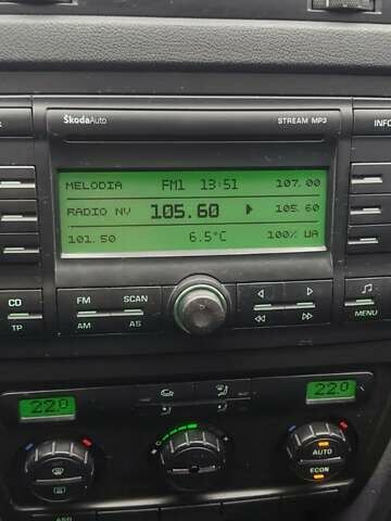 Серый Шкода Октавия, объемом двигателя 1.6 л и пробегом 335 тыс. км за 4850 $, фото 18 на Automoto.ua