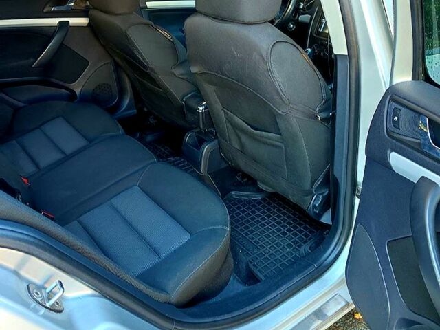 Серый Шкода Октавия, объемом двигателя 1.6 л и пробегом 245 тыс. км за 6000 $, фото 9 на Automoto.ua