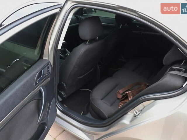 Сірий Шкода Октавія, об'ємом двигуна 1.6 л та пробігом 320 тис. км за 5999 $, фото 9 на Automoto.ua