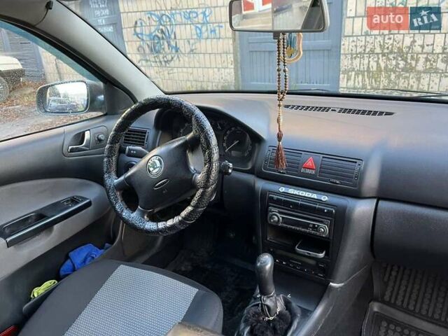 Сірий Шкода Октавія, об'ємом двигуна 1.6 л та пробігом 393 тис. км за 4400 $, фото 5 на Automoto.ua