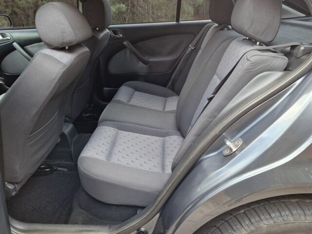 Сірий Шкода Октавія, об'ємом двигуна 1.6 л та пробігом 197 тис. км за 5550 $, фото 11 на Automoto.ua